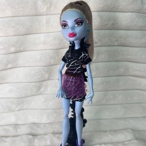 Monster High Abbey Bominable Classroom Doll
